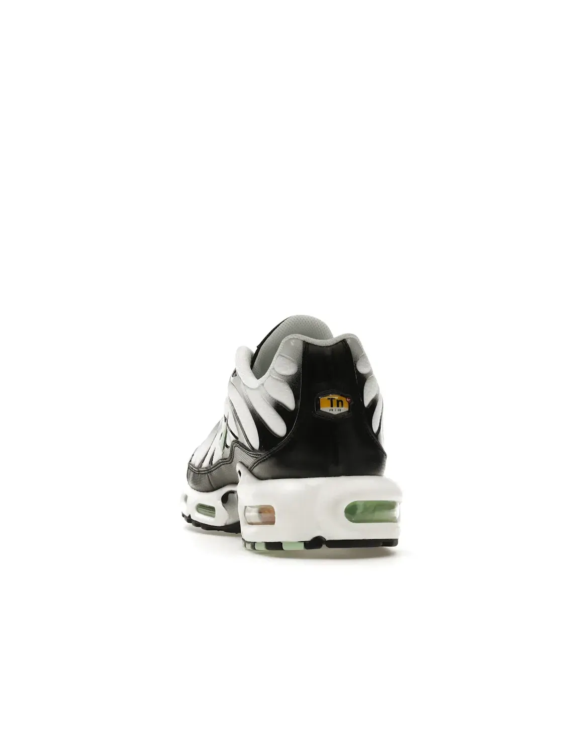Мужские кроссовки Lifestyle Nike Air Max Plus — изображение 4 из 4, белый/черный-зеленый