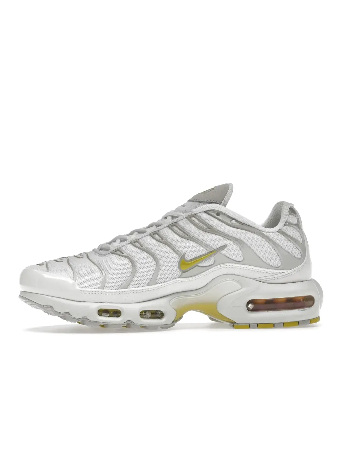 Женские кроссовки Lifestyle Nike Air Max Plus — изображение 3 из 4, белый//светлый