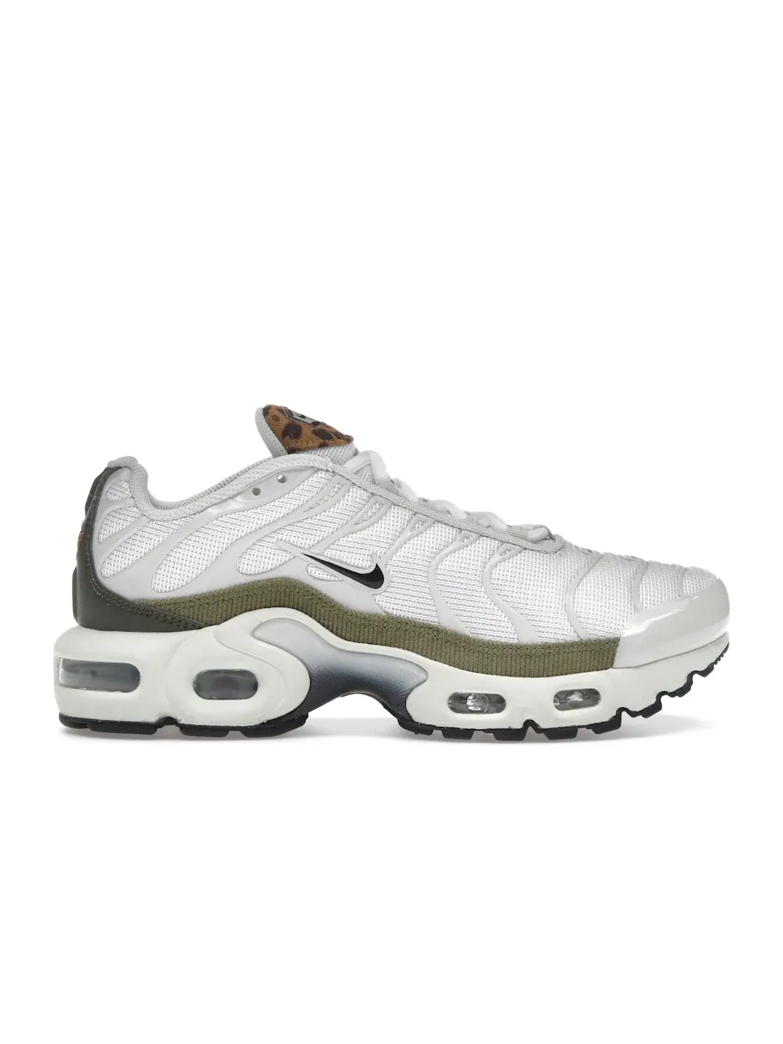 Детские кроссовки lifestyle Nike Air Max Plus — изображение 1 из 4, белый//хаки