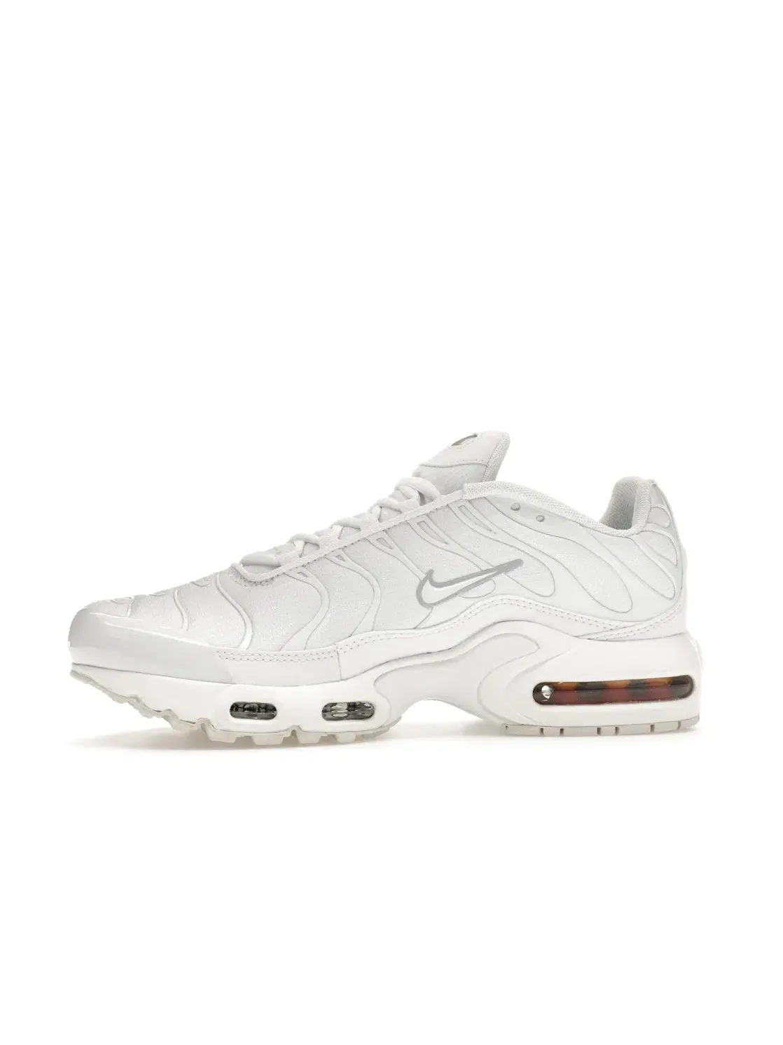 Детские кроссовки Lifestyle с технологией Tuned Air Nike Air Max Plus — изображение 3 из 4