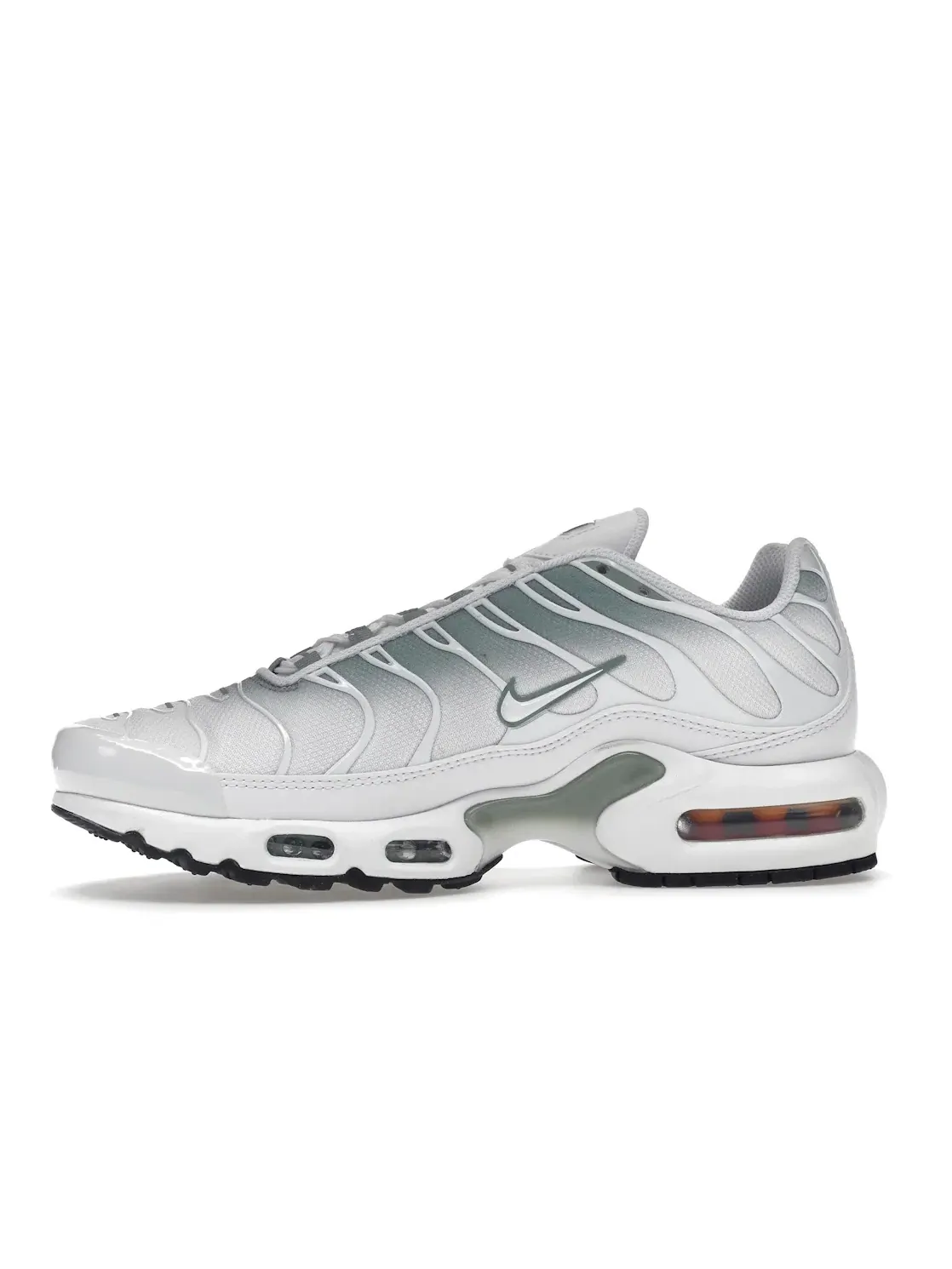 Женские кроссовки Lifestyle с волнообразным дизайном Nike Air Max Plus Nike — изображение 3 из 4