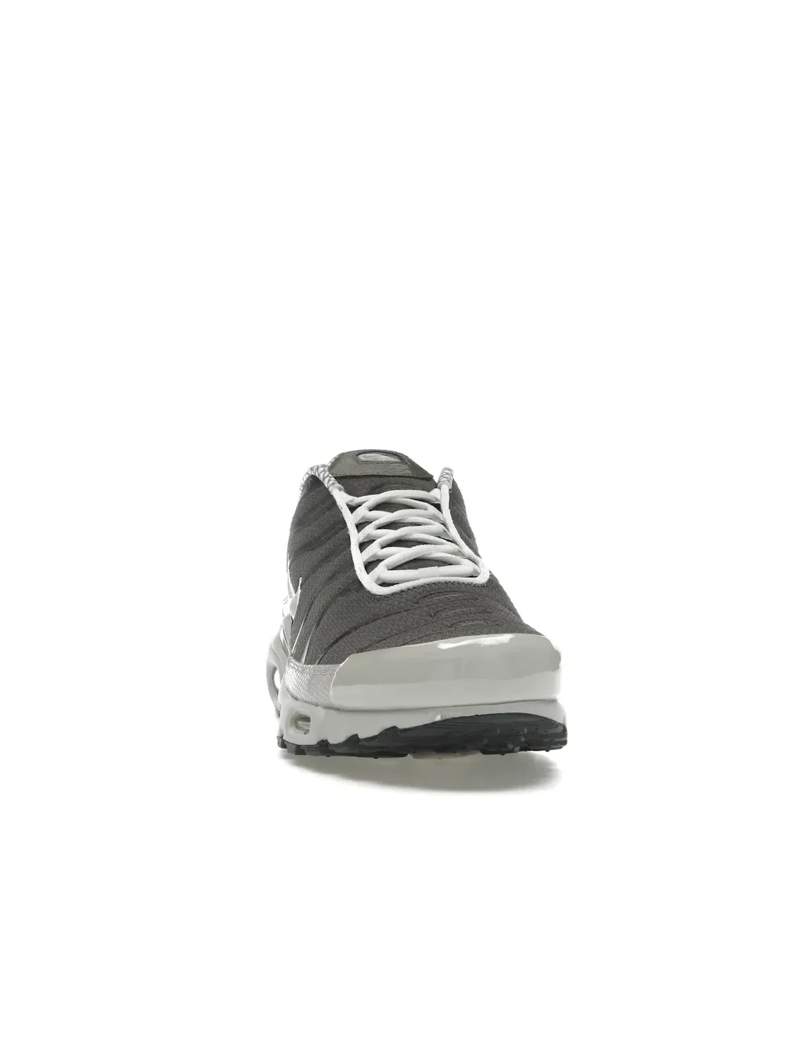 Мужские кроссовки Lifestyle Nike Air Max Plus — изображение 2 из 4, белый/металлик/серый