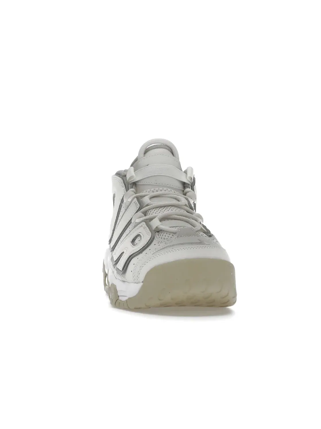 Детские кроссовки с кожаными накладками Nike Air More Uptempo Nike — изображение 2 из 4, белый//светлый
