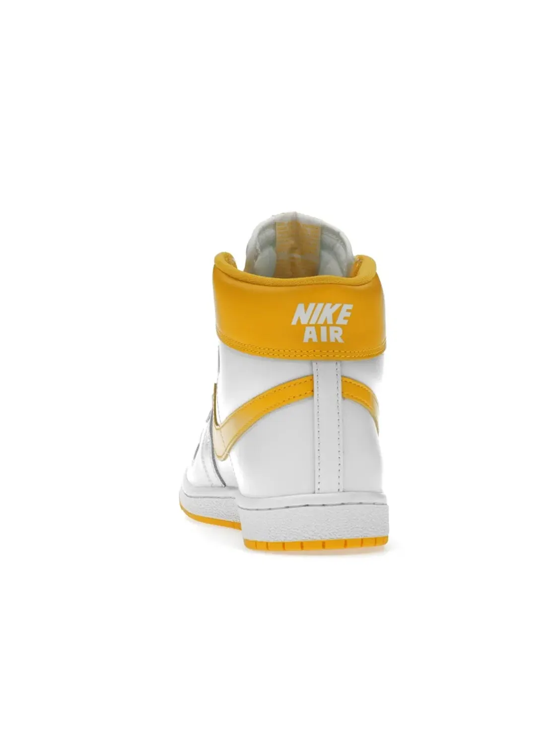 Мужские кроссовки Lifestyle с амортизацией Jordan Nike Jordan Air Ship PE SP — изображение 4 из 4, белый/золотистый-белый