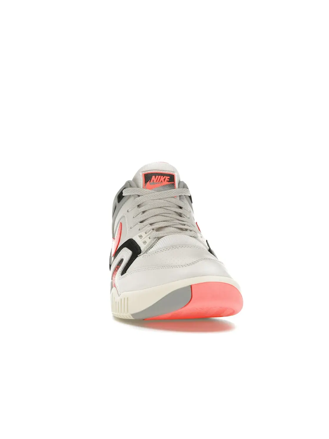 Мужские кроссовки с ретро-дизайном Nike Air Tech Challenge II — изображение 2 из 4