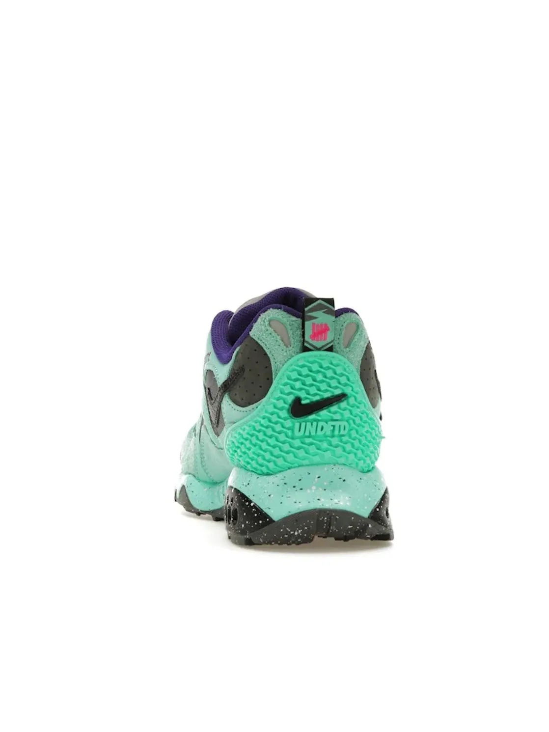 Мужские кроссовки lifestyle с коллаборацией Nike Air Terra Humara Undefeated — изображение 4 из 4, светлый/черный-серый