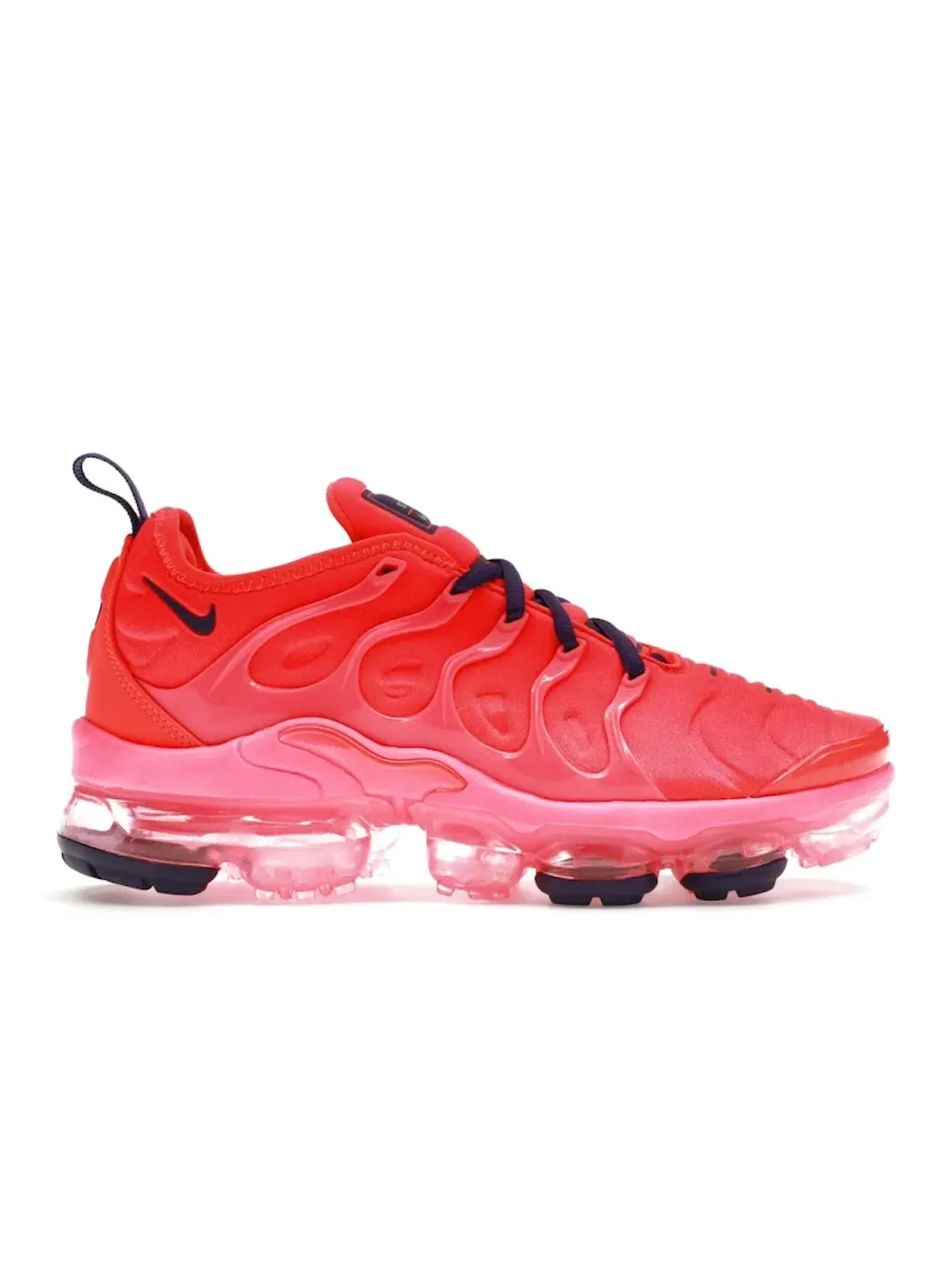 Женские кроссовки Lifestyle с ярким дизайном Nike Air VaporMax Plus Nike — изображение 1 из 4