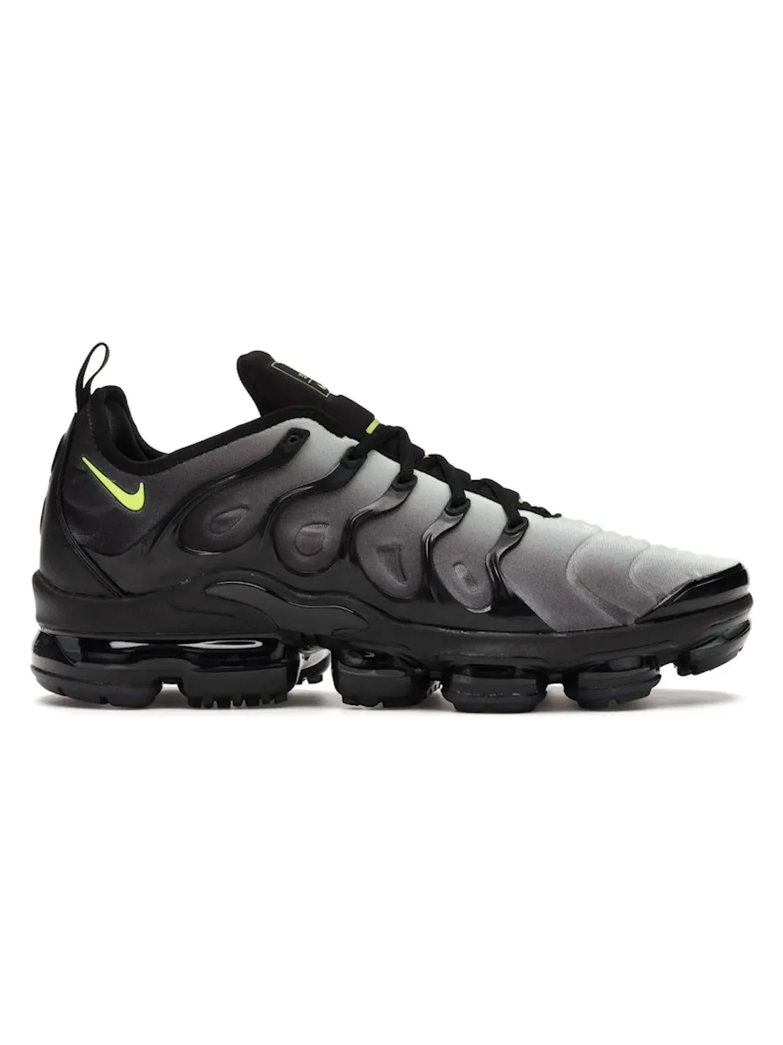 Мужские кроссовки с градиентным принтом Nike Air VaporMax Plus — изображение 1 из 4, черный
