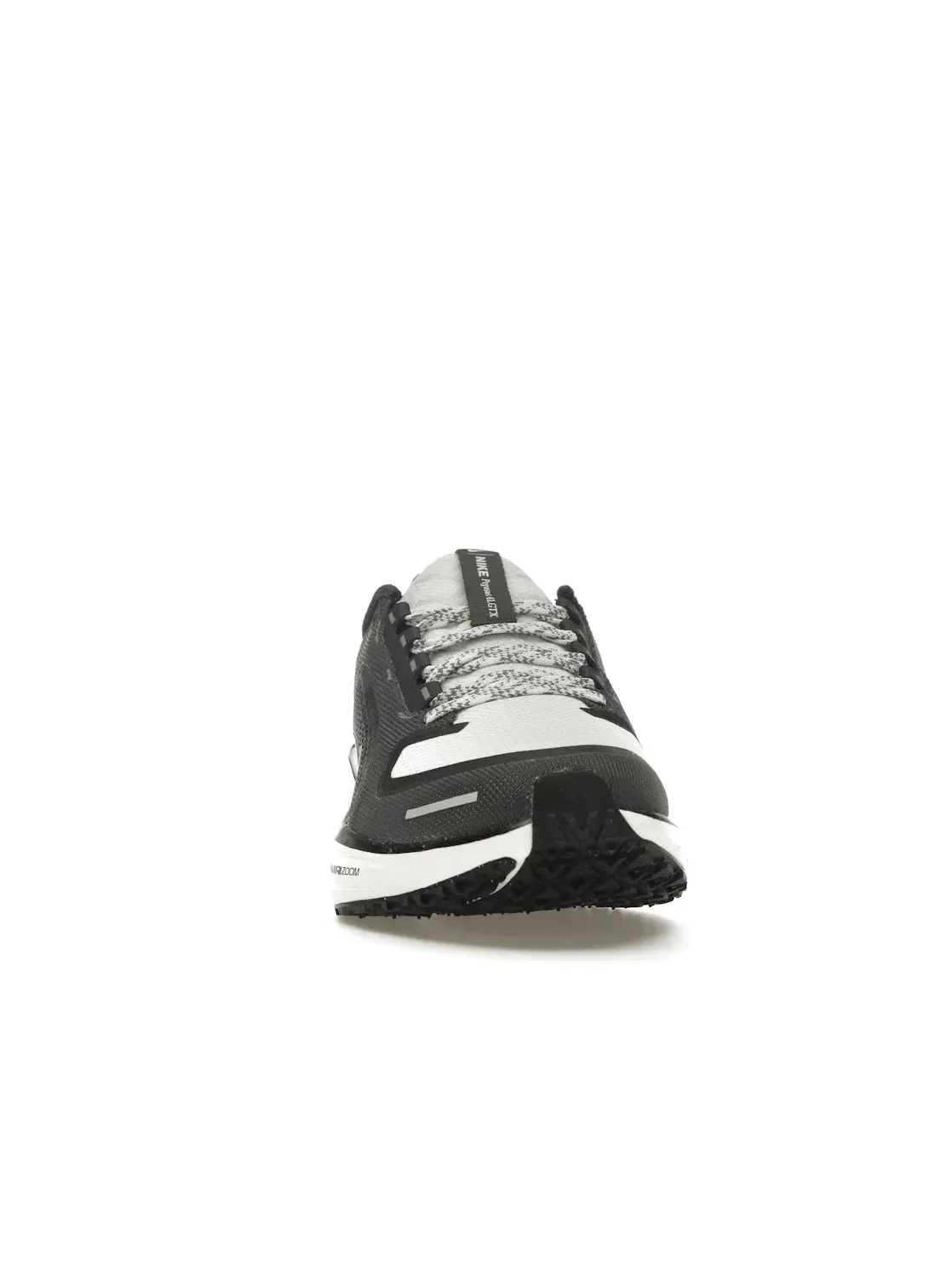 Женские кроссовки для бега с мембраной Gore-Tex Nike Air Zoom Pegasus 41 Gore-Tex — изображение 2 из 4, черный//серый/белый