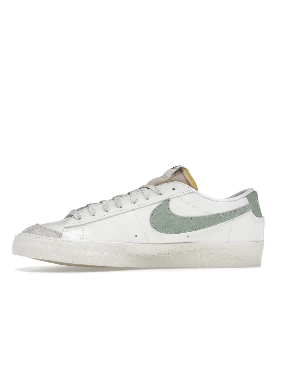 Мужские кроссовки с замшевыми вставками Nike Blazer 77 Low Premium — изображение 3 из 4, зеленый--оранжевый