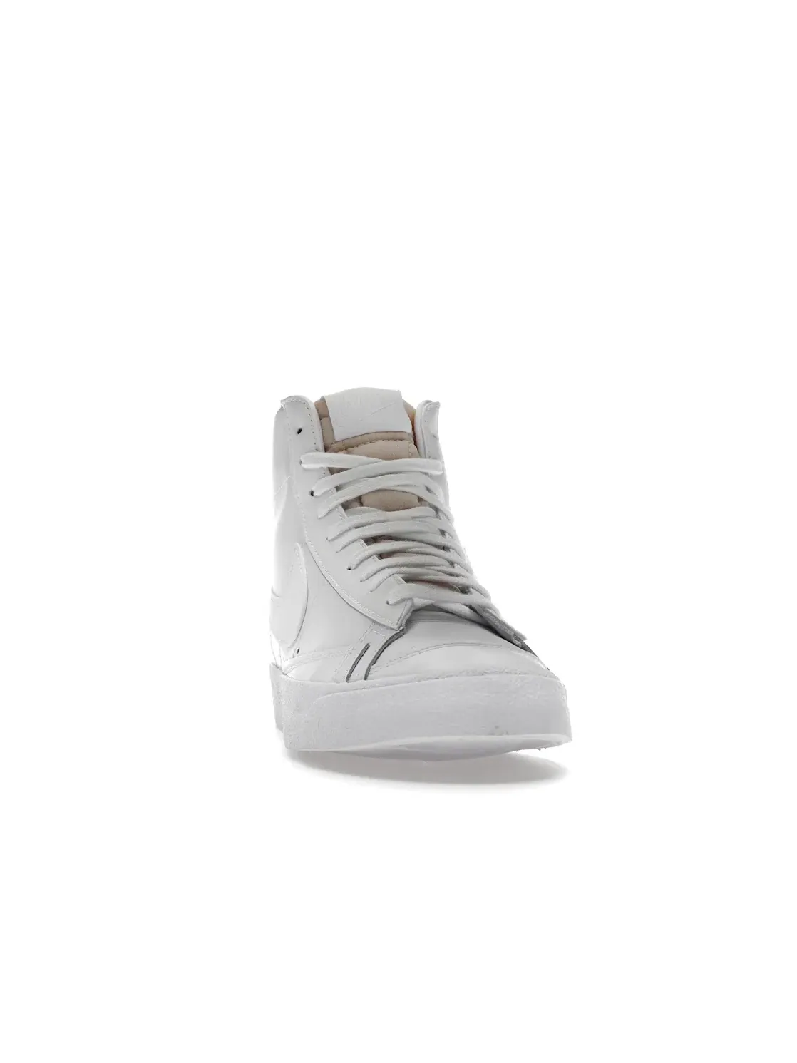 Женские кроссовки с высоким верхом Nike Blazer 77 Vintage Mid — изображение 2 из 4, белый/белый/белый/черный