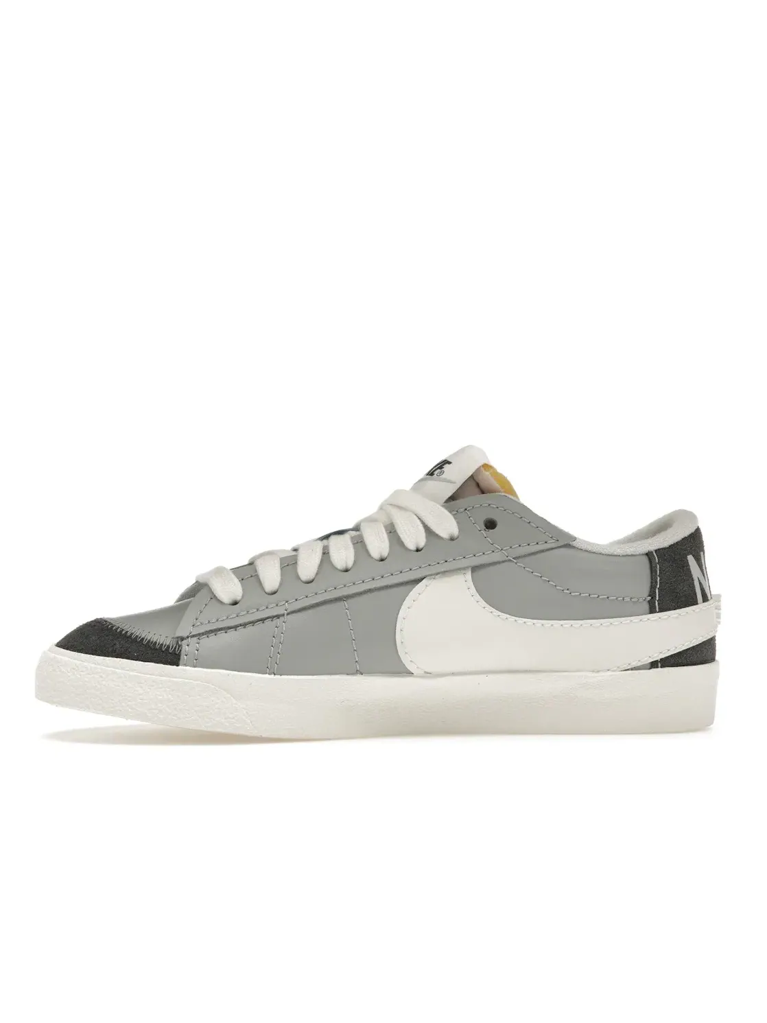 Мужские кроссовки Lifestyle Nike Blazer Low 77 Jumbo SE — изображение 3 из 4, светлый серый
