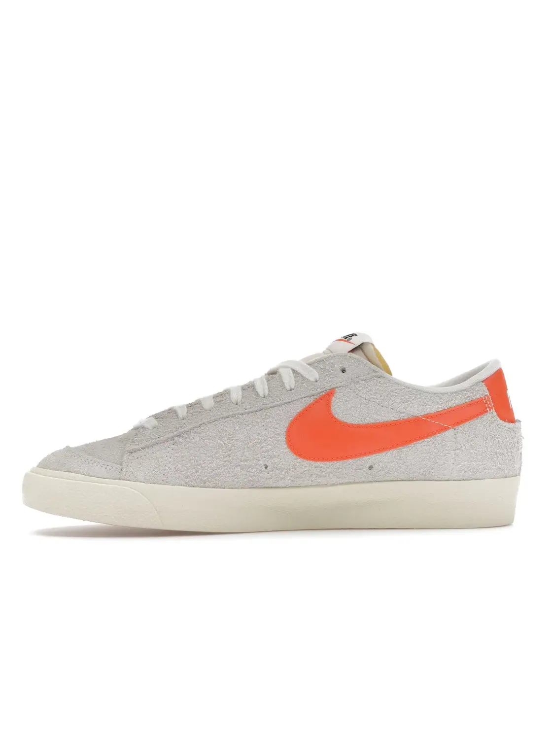 Мужские кроссовки Lifestyle Nike Blazer Low '77 PRM — изображение 3 из 4, белый//черный/оранжевый
