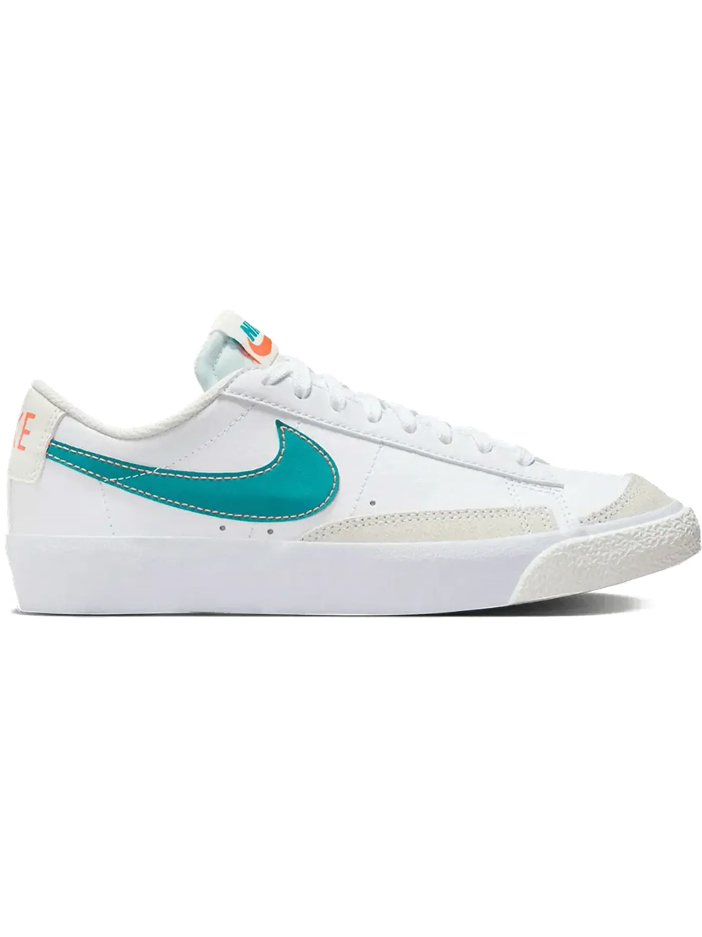 Детские кроссовки Nike Blazer Low '77 — изображение 1 из 1, белый/белый/белый