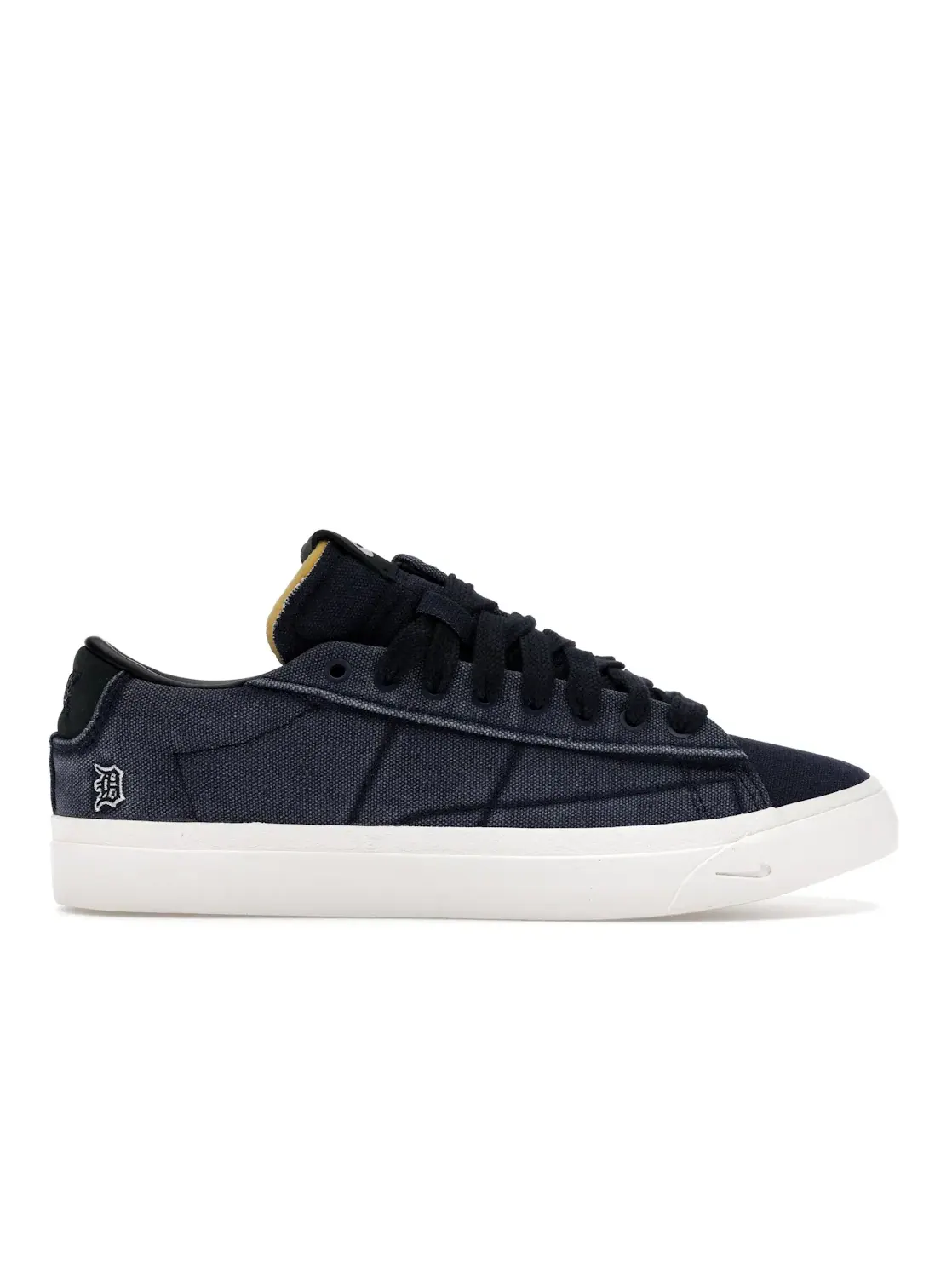 Мужские кроссовки с низким профилем Nike Blazer Low — изображение 1 из 4