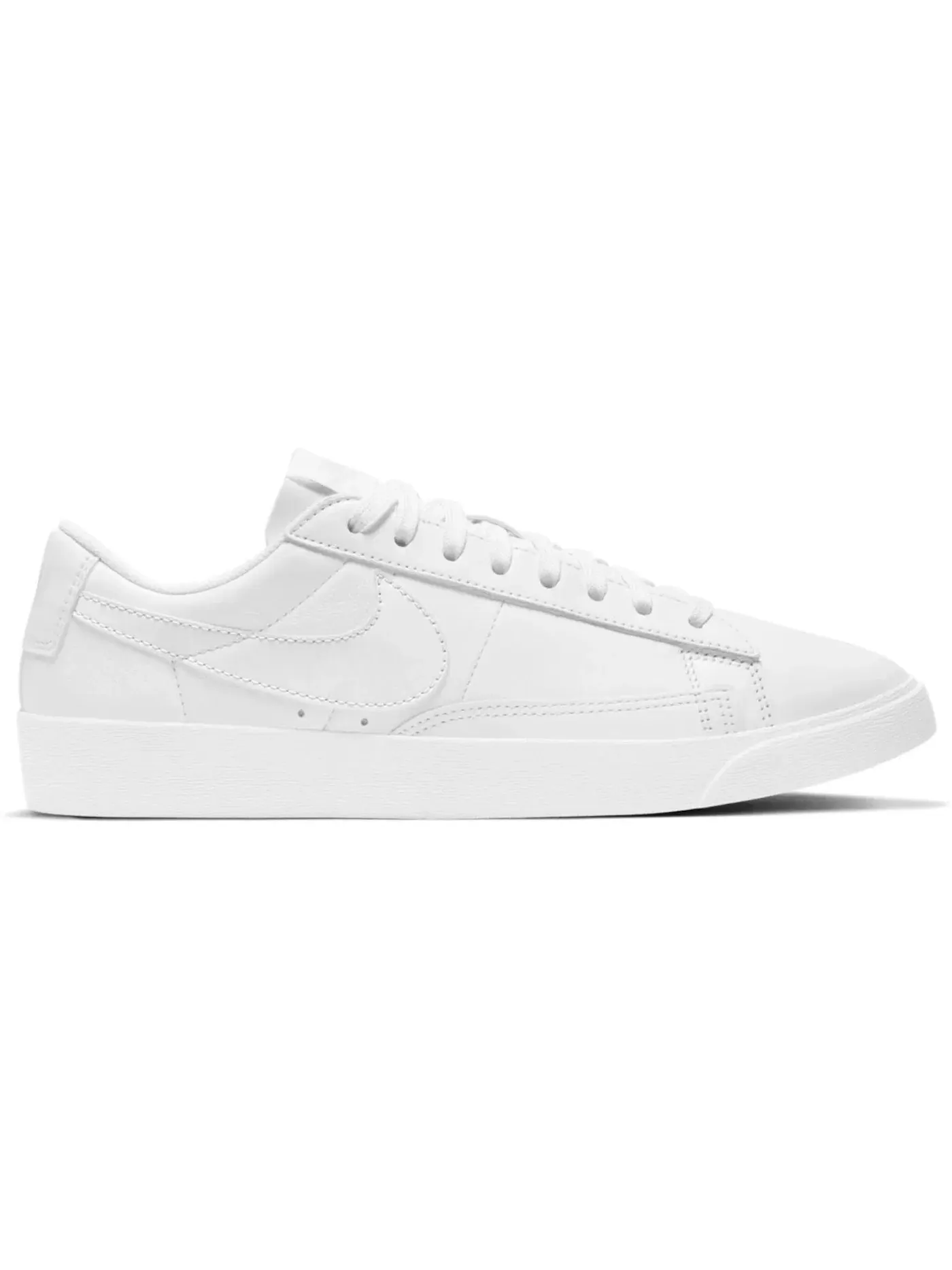 Женские кроссовки с панельным дизайном Nike Blazer Low LE Nike — изображение 1 из 1, белый/белый/белый