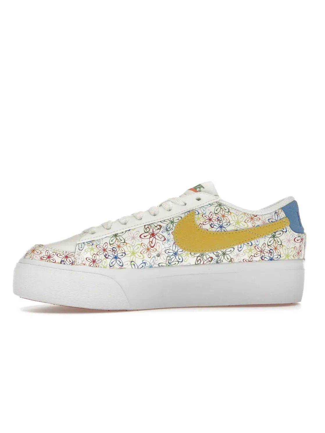 Женские кроссовки на платформе Nike Blazer Low Platform Nike — изображение 3 из 4, синий
