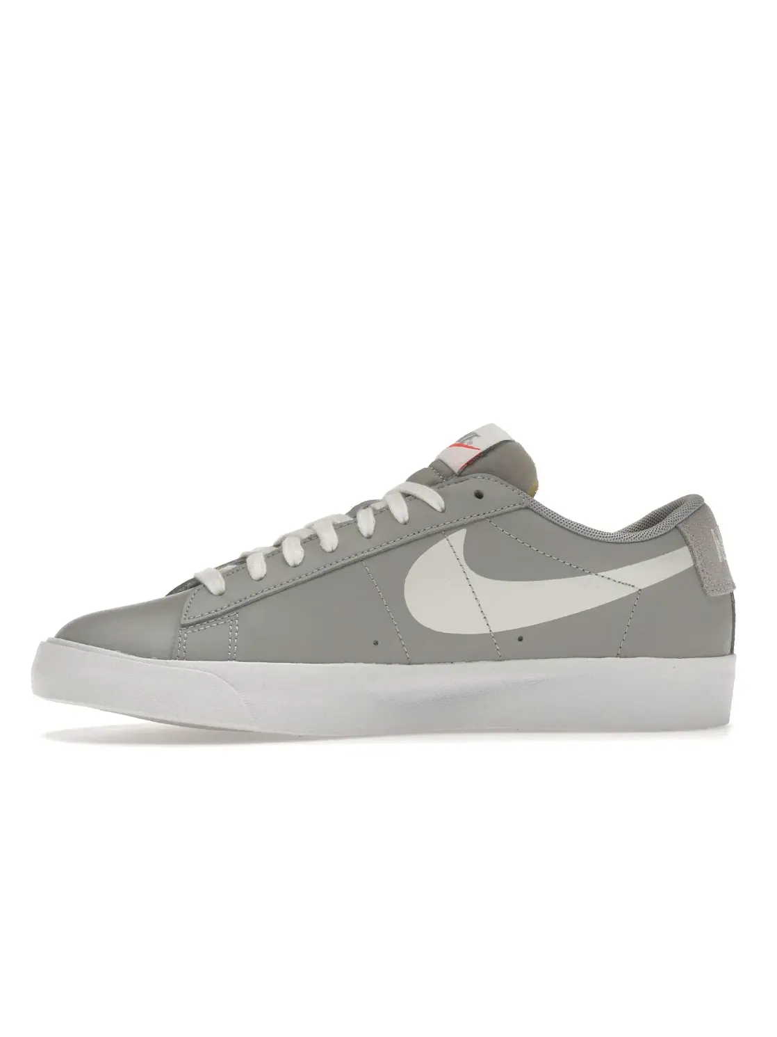 Мужские кроссовки Lifestyle Nike Blazer Low — изображение 3 из 4, серый/-яркий-белый