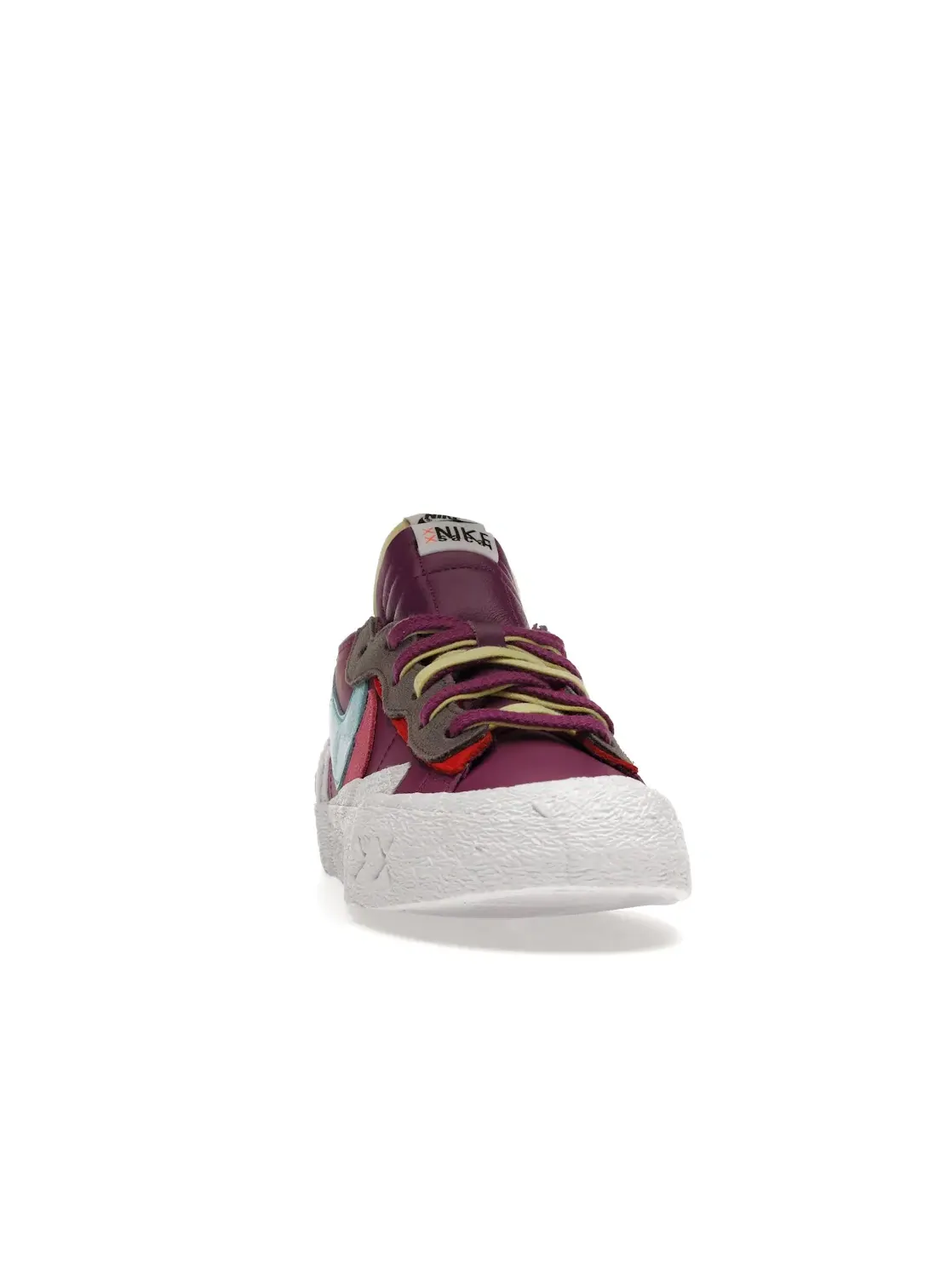 Мужские кроссовки с принтом Nike Blazer Low sacai KAWS — изображение 2 из 4