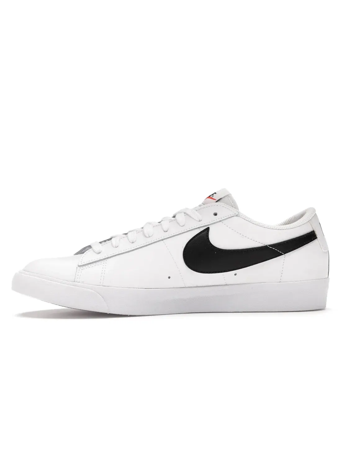 Мужские кроссовки Lifestyle Nike Blazer Low — изображение 3 из 4, белый/оранжевый-черный
