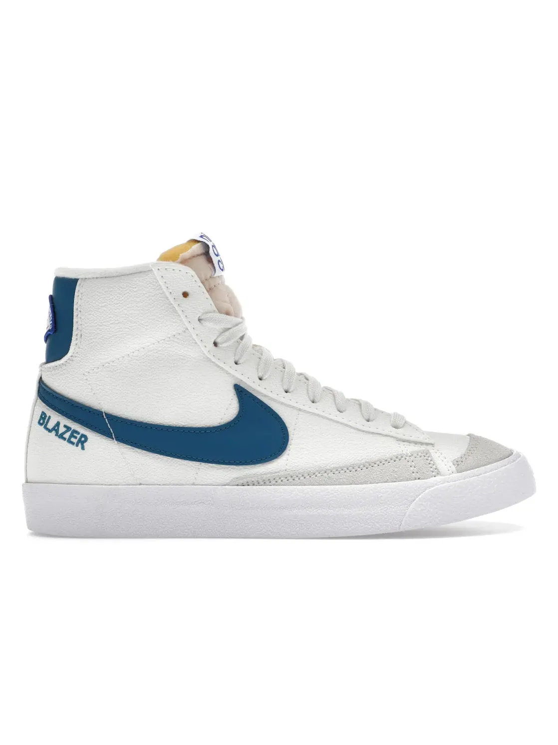Женские кроссовки с длинным язычком Nike Blazer Mid 77 — изображение 1 из 4, белый