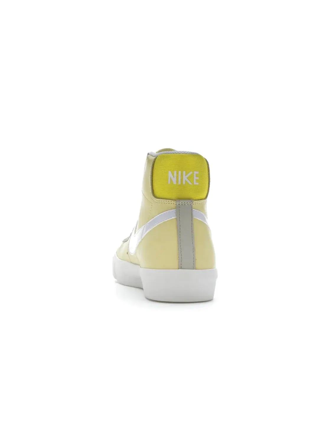 Женские кроссовки высокие с ретро-дизайном Nike Blazer Mid 77 — изображение 4 из 4, желтый/желтый--белый