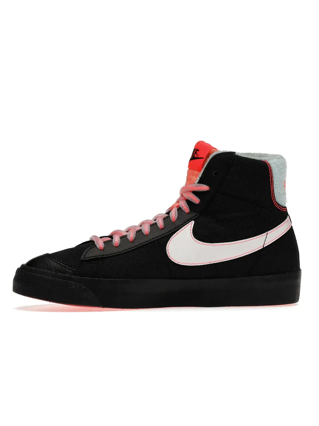 Детские кроссовки Lifestyle Nike Blazer Mid '77 — изображение 3 из 4, черный/белый
