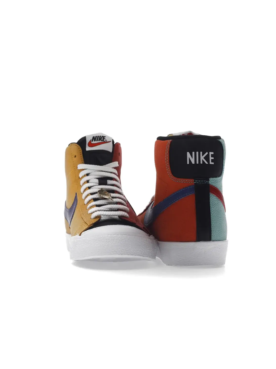 Мужские кроссовки с принтом Nike Blazer Mid '77 EMB — изображение 4 из 4, белый/золотистый/красный