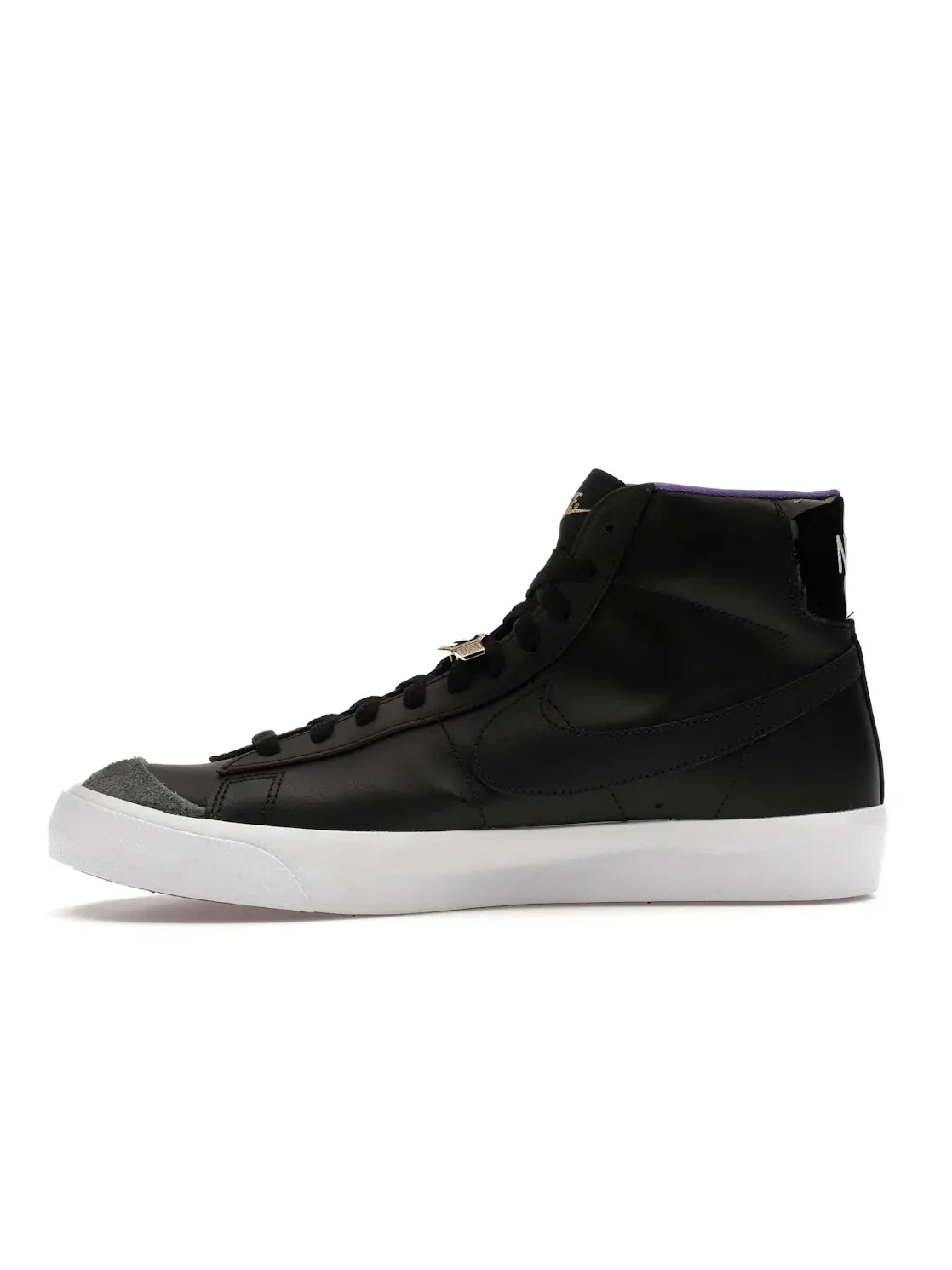 Мужские кроссовки с кожаным верхом Nike Blazer Mid '77 EMB World Champs — изображение 3 из 4, черный/серый/белый