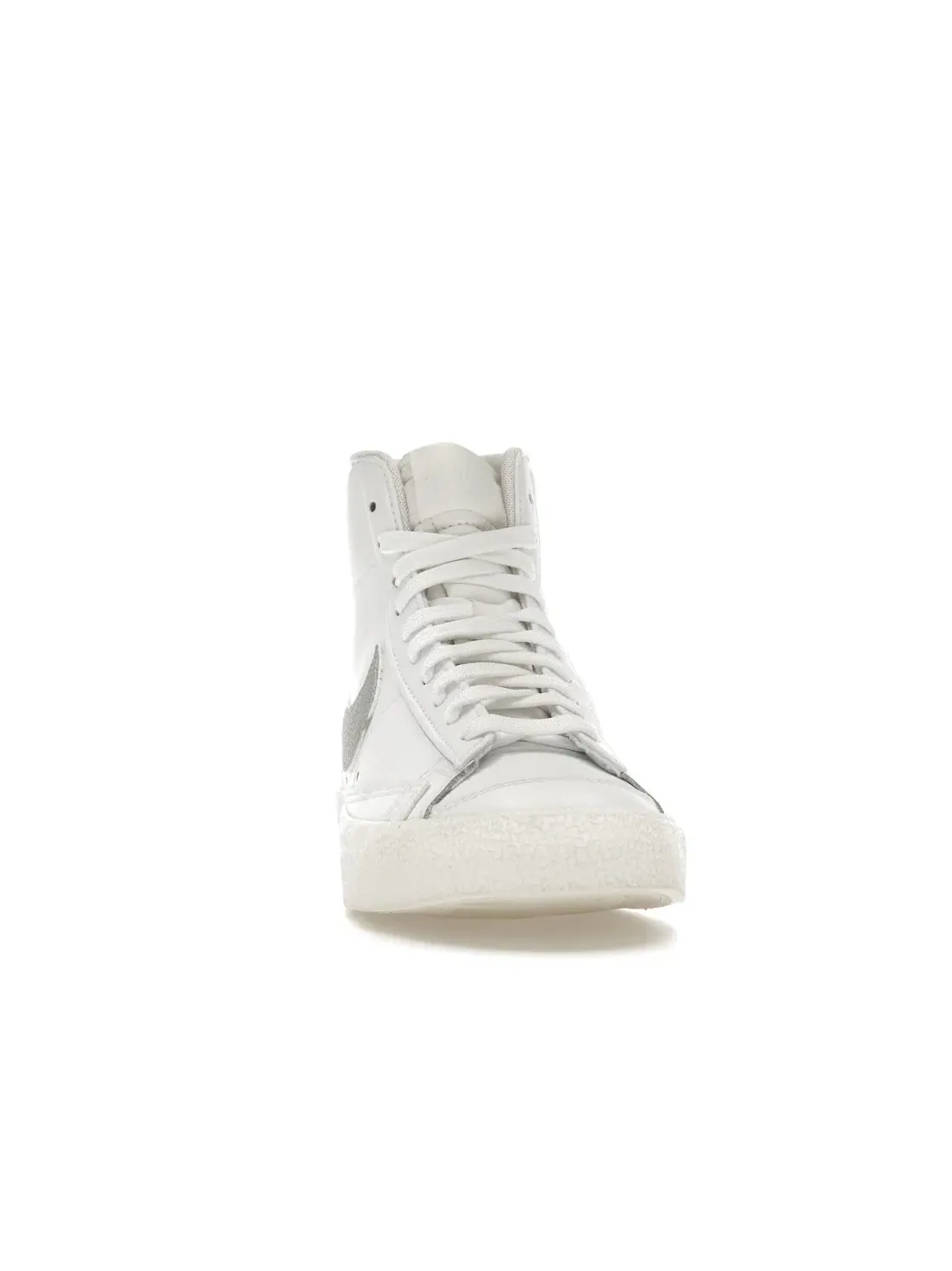 Женские кроссовки повседневные Nike Blazer Mid 77 Essential Nike — изображение 2 из 4
