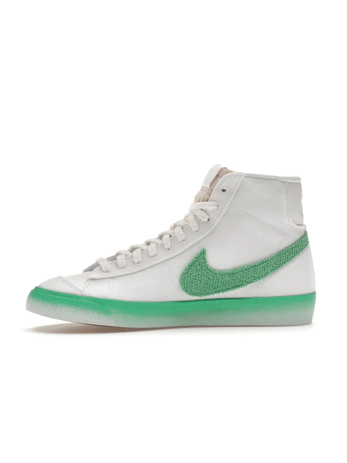Женские кроссовки Lifestyle с принтом Nike Blazer Mid 77 — изображение 3 из 4