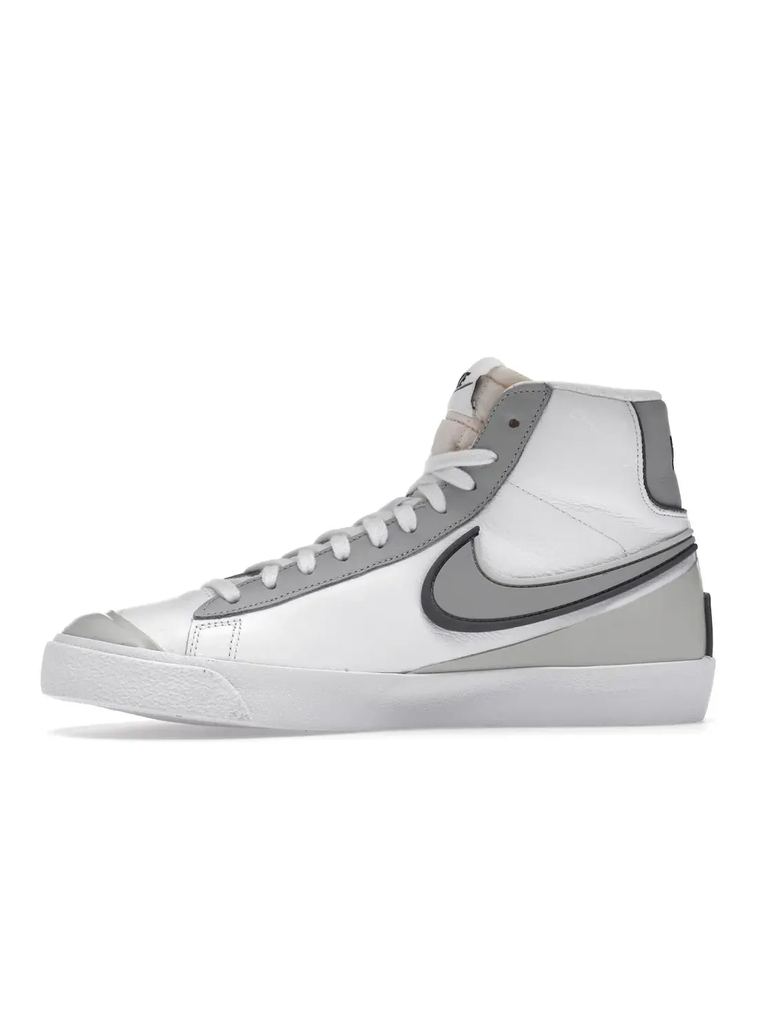 Мужские кроссовки Lifestyle Nike Blazer Mid 77 Infinite — изображение 3 из 4
