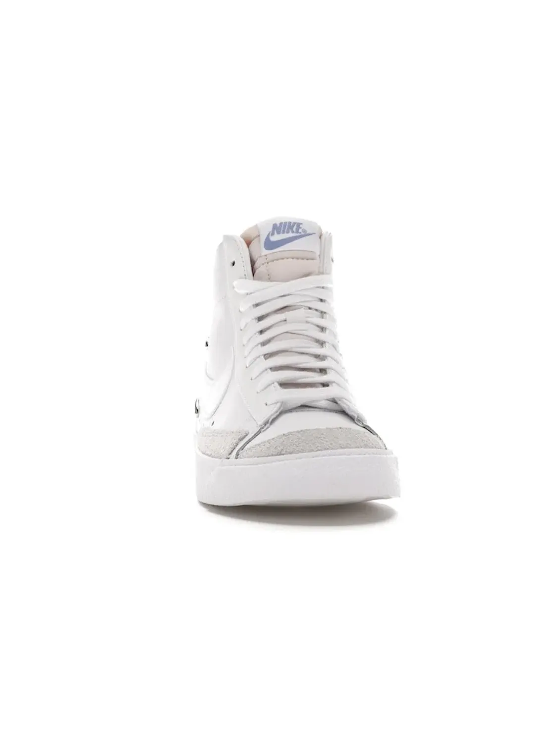 Женские кроссовки с ретро-дизайном Nike Blazer Mid 77 Nike — изображение 2 из 4, белый/-черный