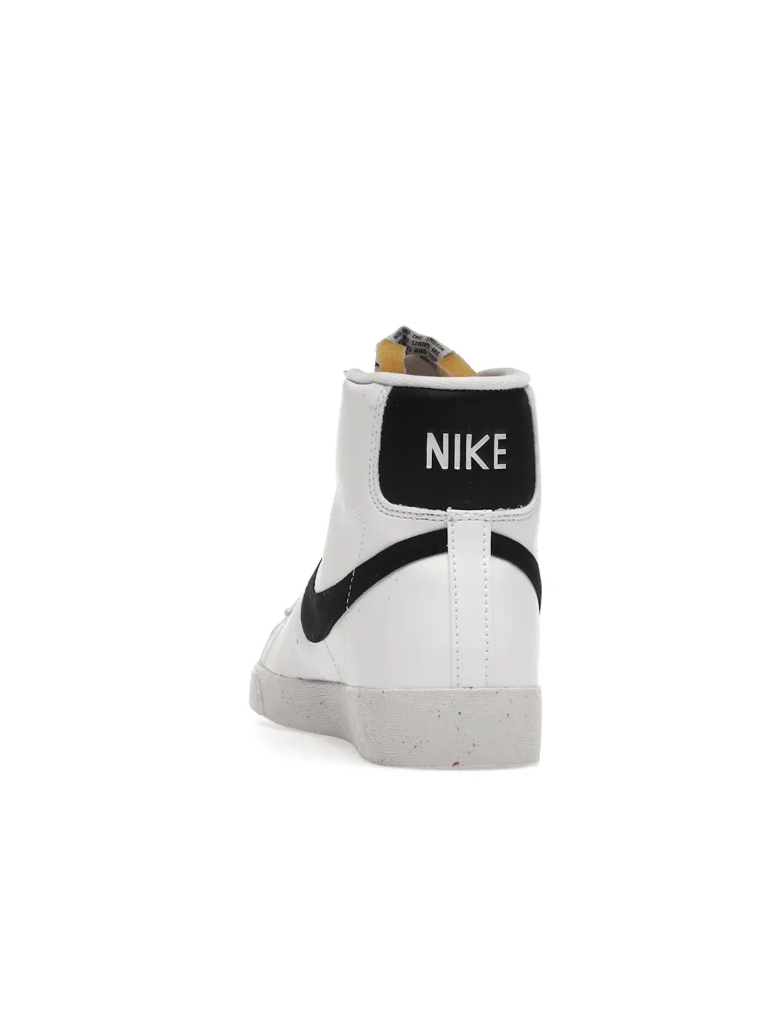 Женские кроссовки с замшевыми накладками Nike Blazer Mid 77 — изображение 4 из 4, белый/черный