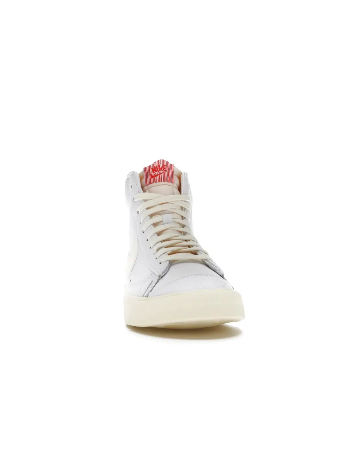 Мужские кроссовки с ретро-дизайном Nike Blazer Mid 77 Vintage, Popcorn Nike — изображение 2 из 4, белый