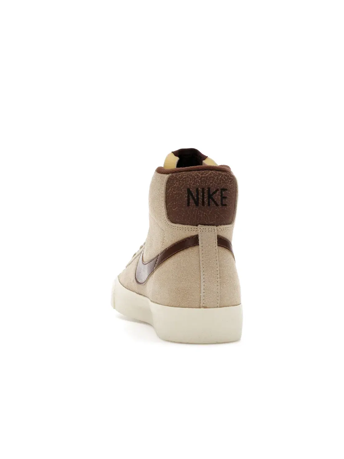 Мужские кроссовки Lifestyle с премиальным дизайном Nike Blazer Mid 77 Premium — изображение 4 из 4, оранжевый/светлый