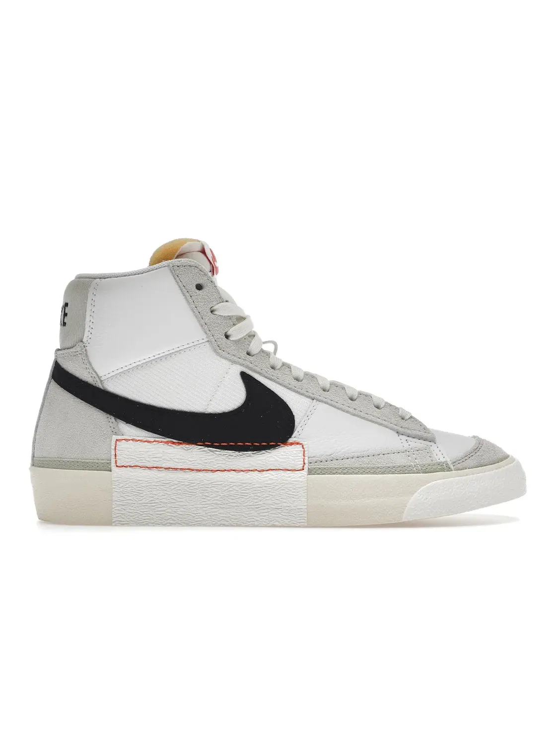 Мужские кроссовки Lifestyle Nike Blazer Mid 77 — изображение 1 из 4