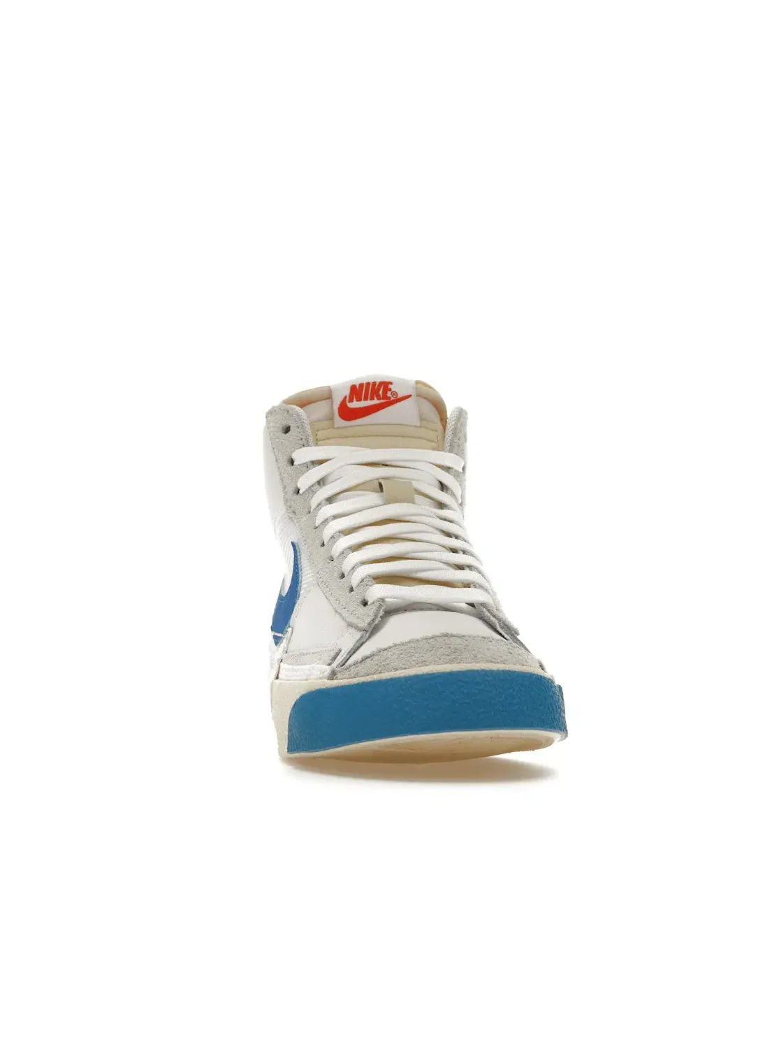 Мужские кроссовки с кожаным верхом Nike Blazer Mid 77 — изображение 2 из 4, белый/белый//синий
