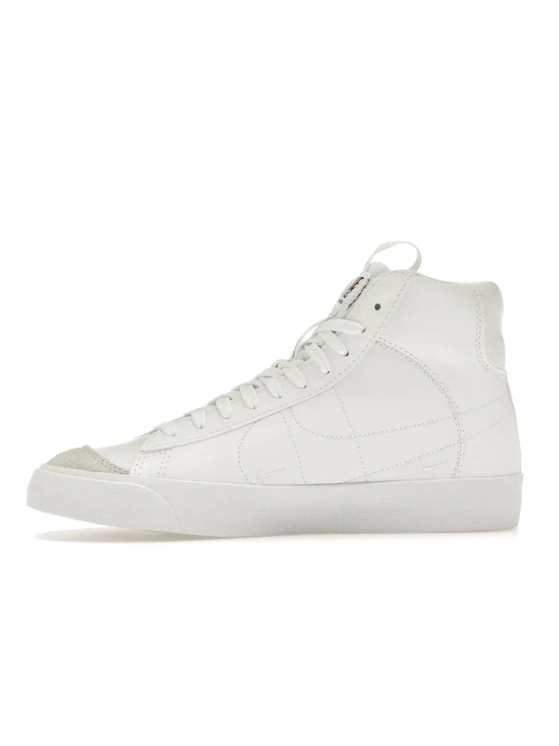 Детские кроссовки Lifestyle Nike Blazer Mid 77 SE — изображение 3 из 4, белый белый черный белый