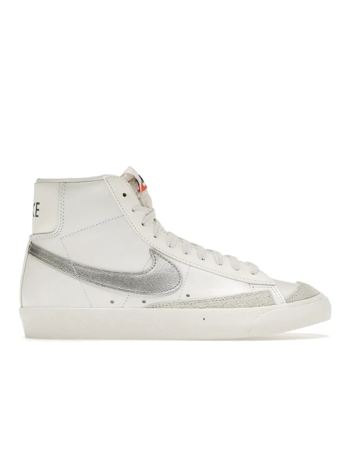 Женские кроссовки Lifestyle Nike Blazer Mid '77 — изображение 1 из 4