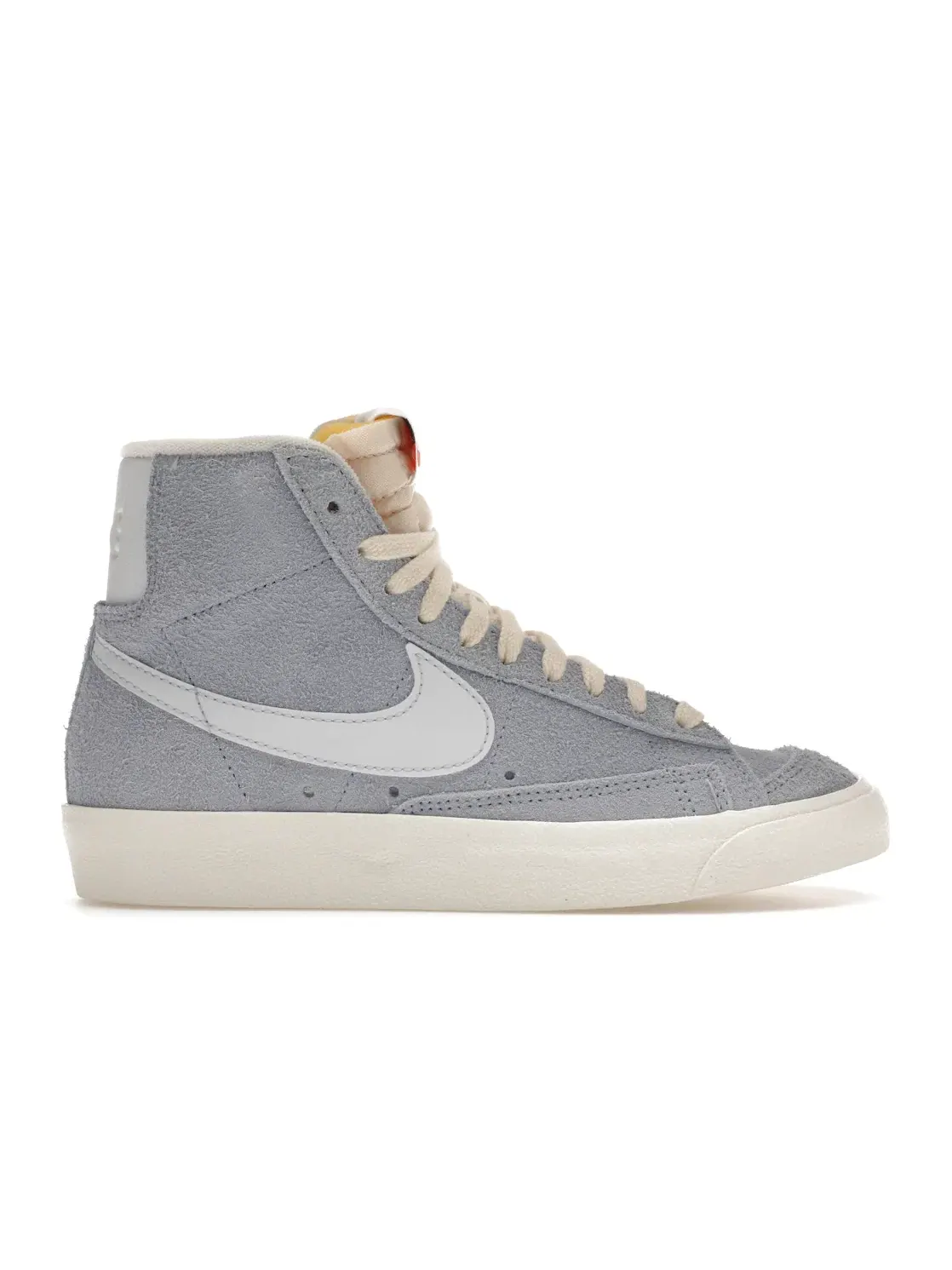 Женские кроссовки повседневные Nike Blazer Mid 77 Vintage Nike — изображение 1 из 4, синий//черный/серый