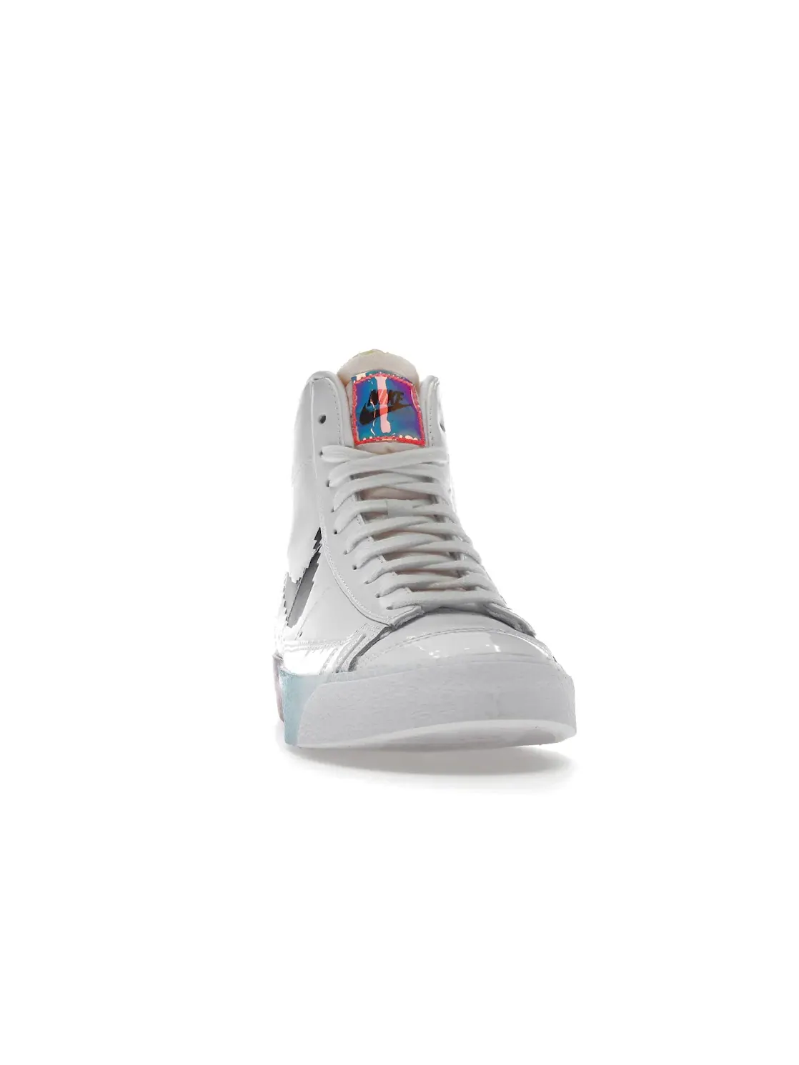 Женские кроссовки с принтом Nike Blazer Mid 77 Vintage — изображение 2 из 4, белый/белый/яркий/черный