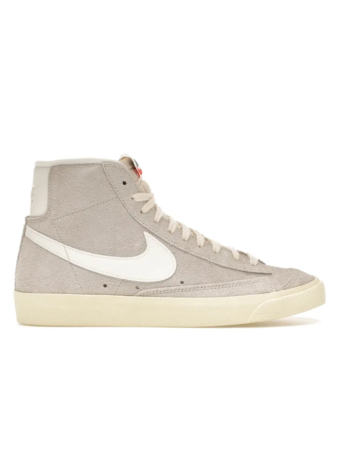 Женские кроссовки для повседневной носки Nike Blazer Mid 77 Vintage — изображение 1 из 4, светлый///черный
