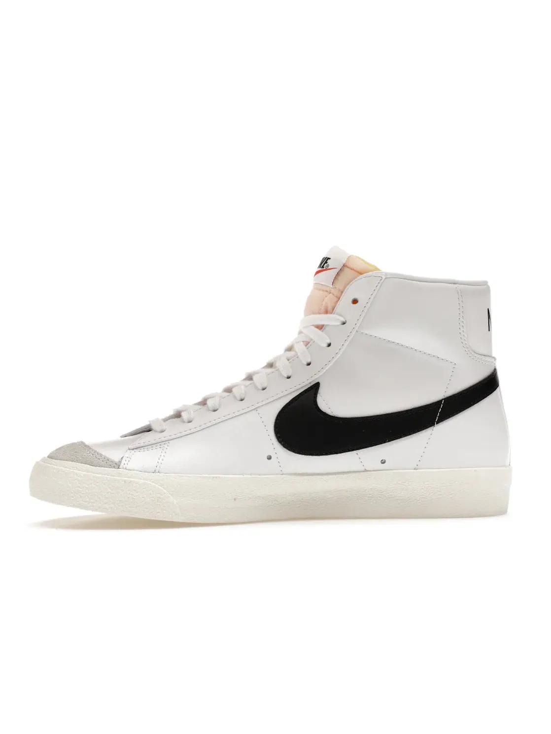 Мужские кроссовки с несочетающимися свушами Nike Blazer Mid 77 Nike — изображение 3 из 4, белый/черный