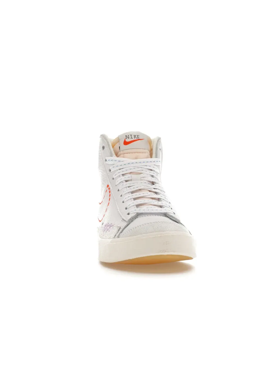 Женские кроссовки Nike Blazer Mid 77 Vintage Nike — изображение 2 из 4, белый//зеленый/оранжевый
