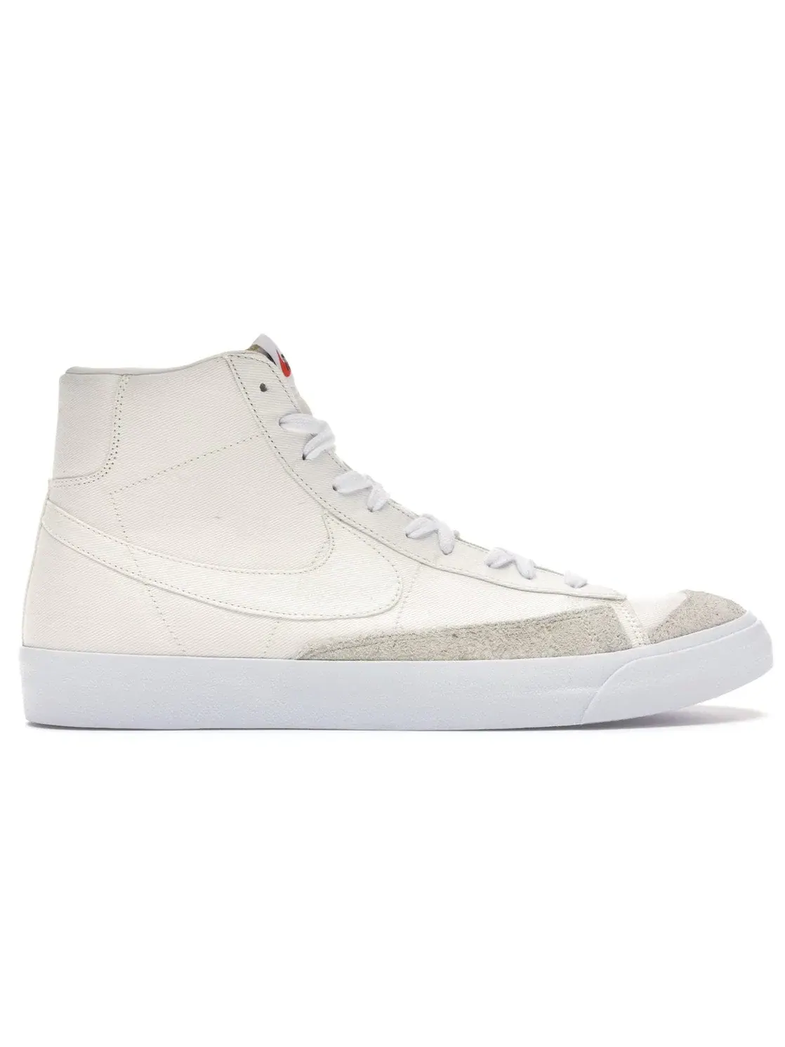 Мужские кроссовки высокие с состаренным дизайном Nike Blazer Mid 77 Vintage — изображение 1 из 4, белый
