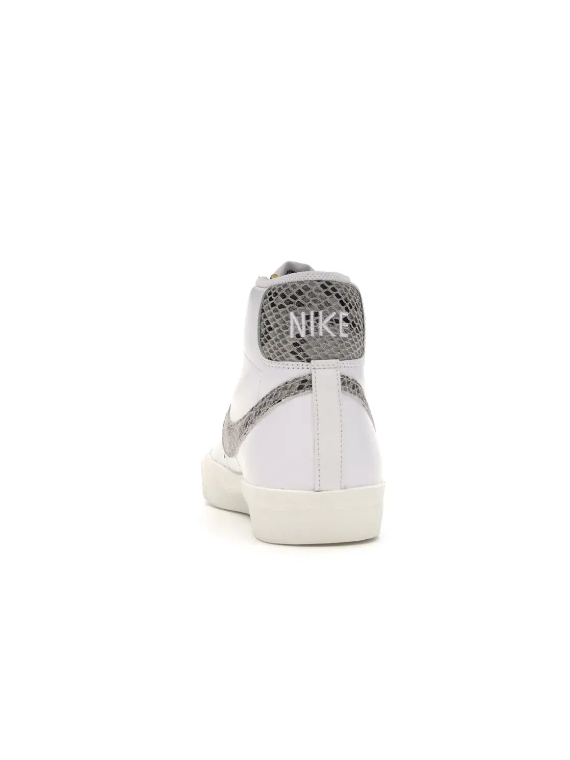 Мужские кроссовки винтажные с принтом змеиной кожи Nike Blazer Mid 77 — изображение 4 из 4, белый