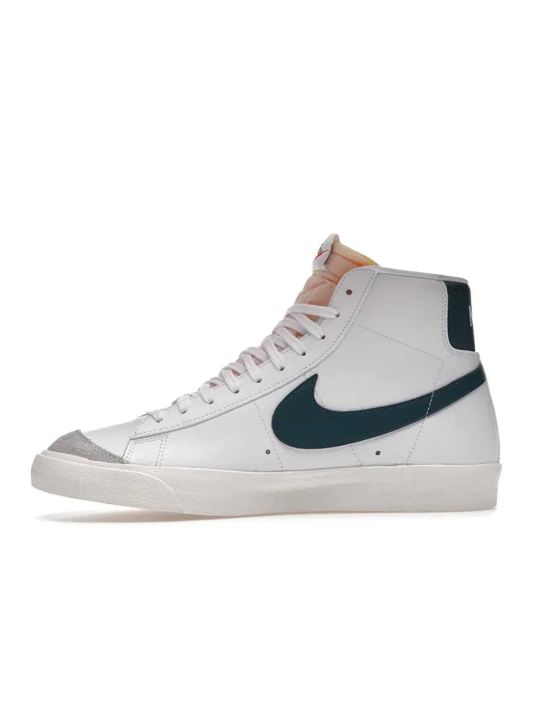 Мужские кроссовки с ретро-стилем Nike Blazer Mid 77 Vintage — изображение 3 из 4