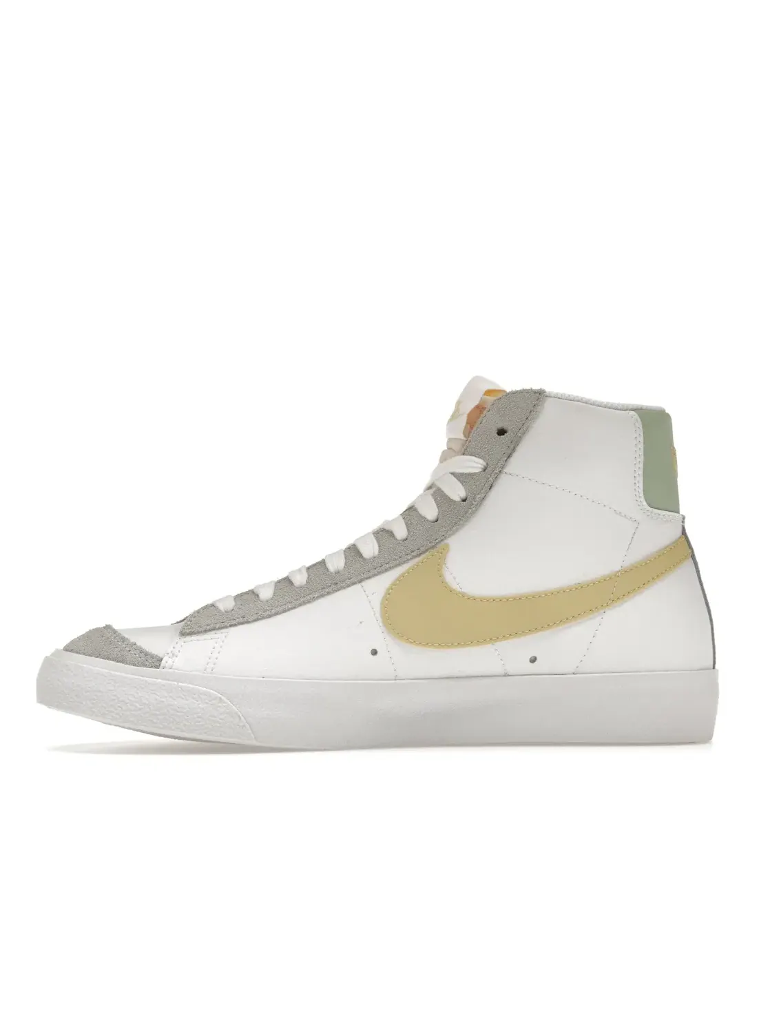 Мужские кроссовки Lifestyle Nike Blazer Mid 77 Vintage — изображение 3 из 4, белый