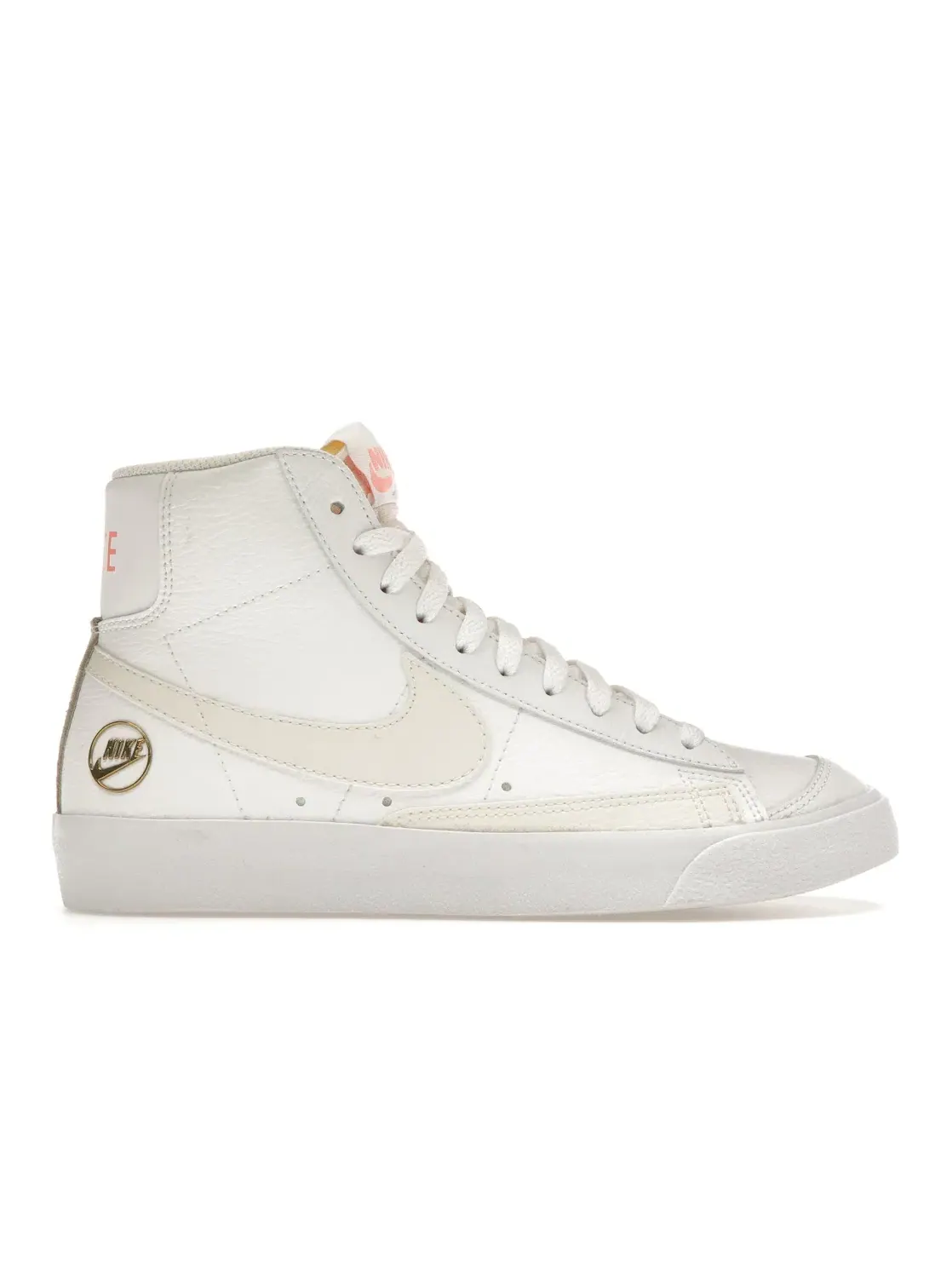 Женские кроссовки Lifestyle Nike Blazer Mid 77 — изображение 1 из 4